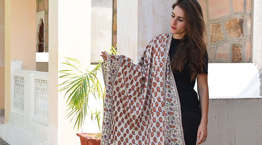 7 Tests to Identify Genuine Pashmina | Real vs Fake Pashmina | Akee International