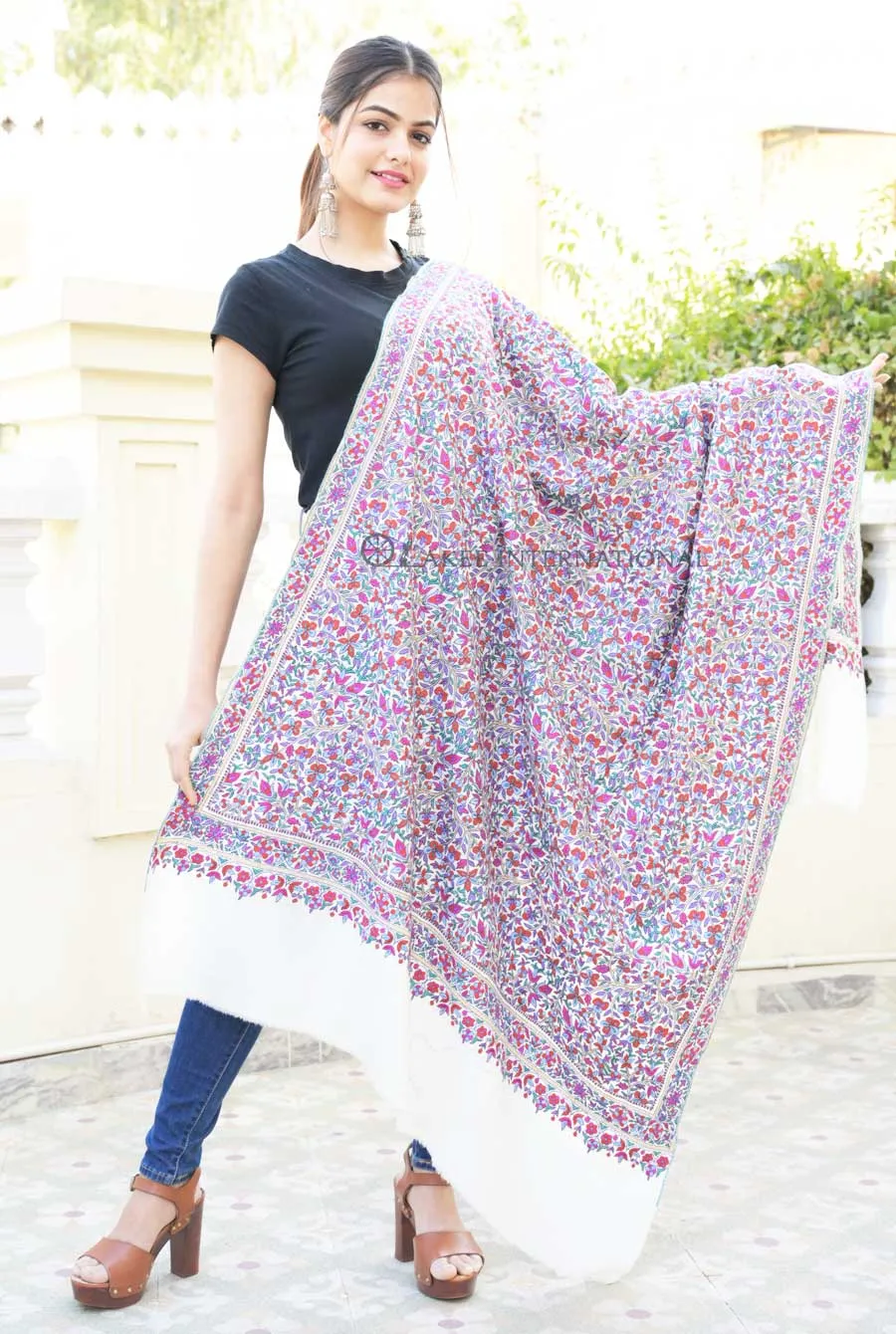 Zariwara Royal Kashmiri Embroidered Pashmina Shawl | Akee International