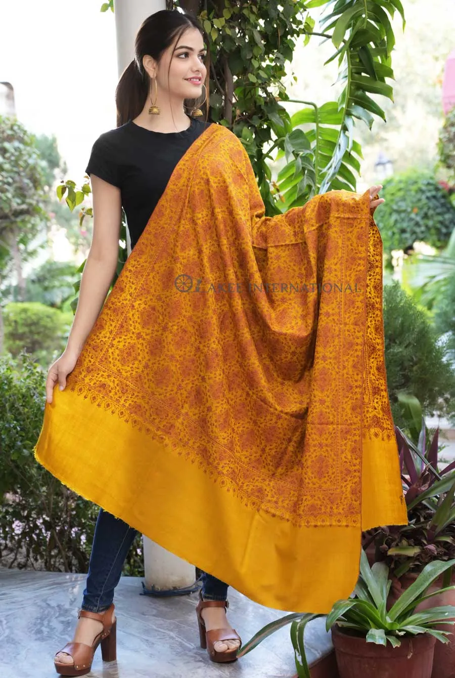 Kohsar Noor Royal Embroidered Pashmina Shawl