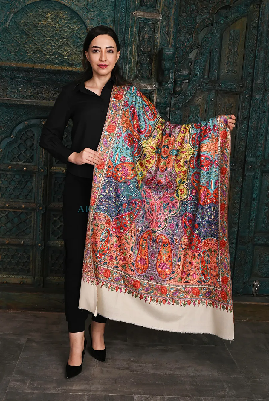 Aurelia Loom Royal Embroidered Pashmina Shawl