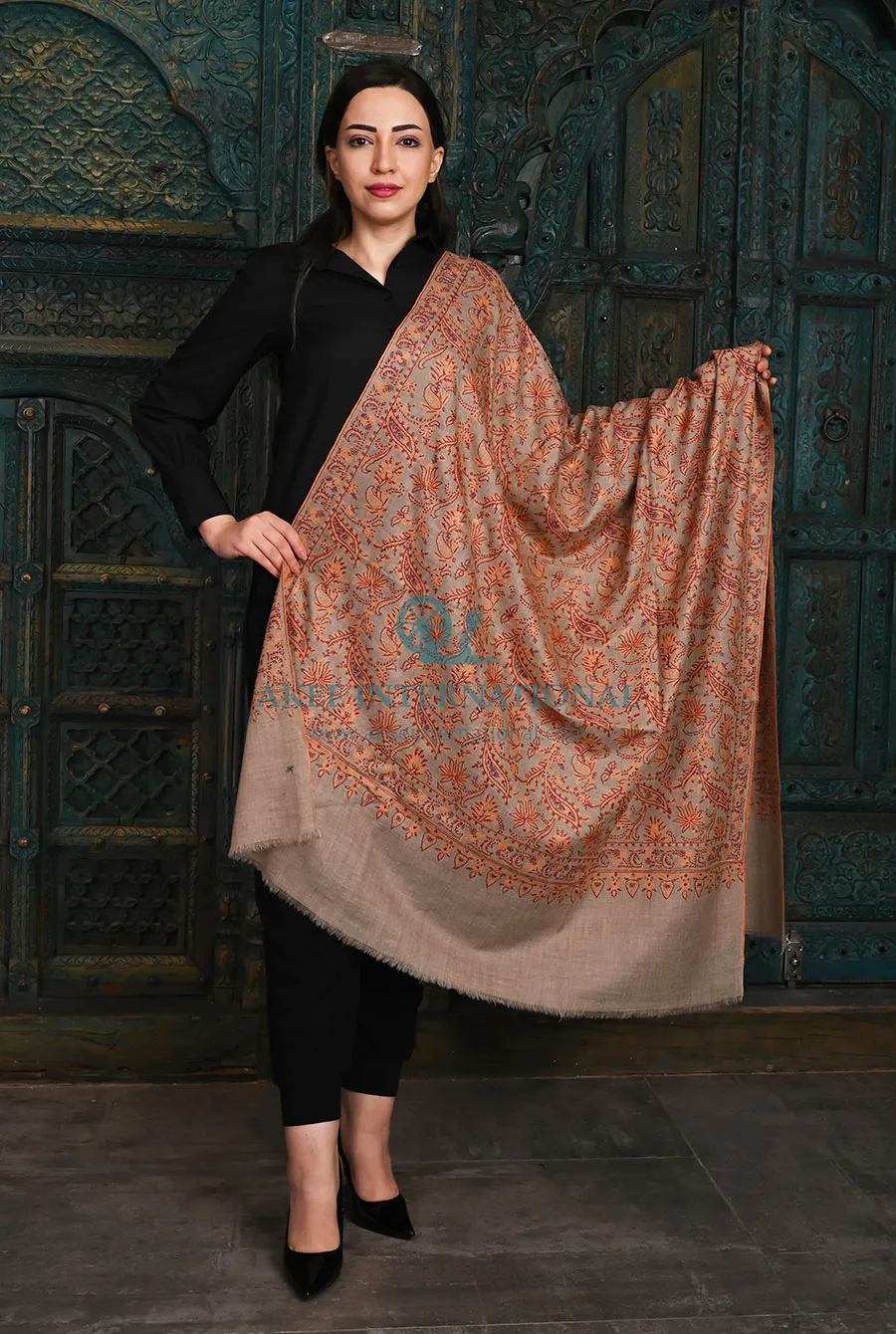 Aurélien Shawl Heritage Embroidered Pashmina