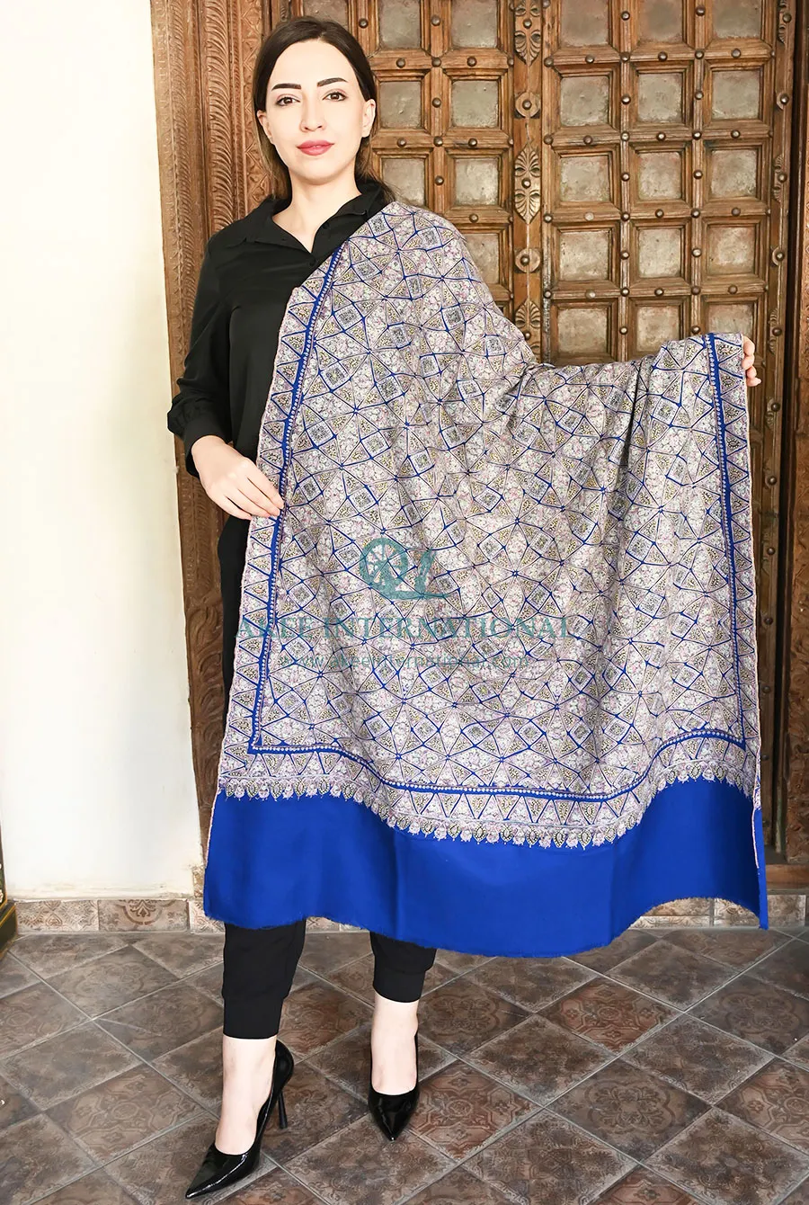 Ishq-e-Resham Heritage Kashmiri Shawl | Akee International