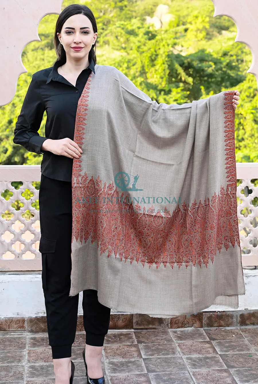 Sonmarg Shawl Luxury Pashmina Embroidery | Akee International