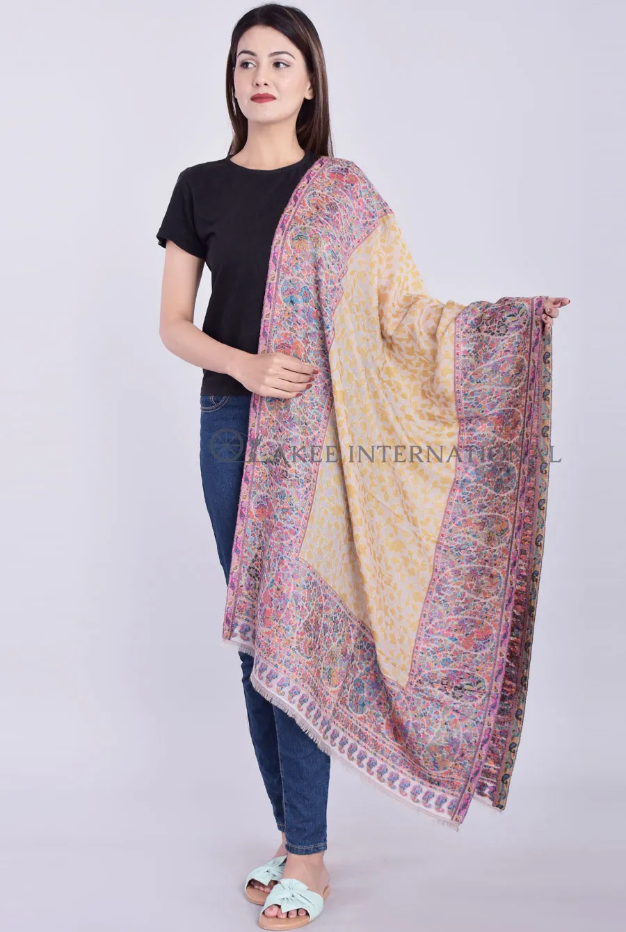 Kani Wool Stoles